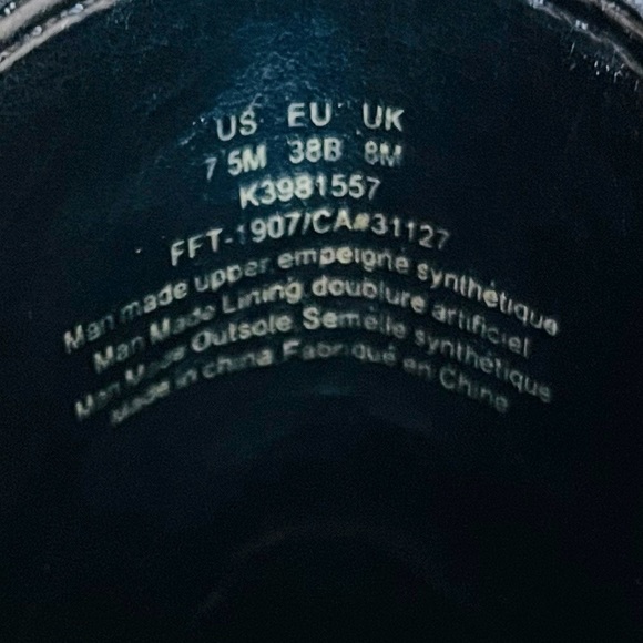 DKNY Women’s Lenin Lace Up Boots - Picture 8 of 8